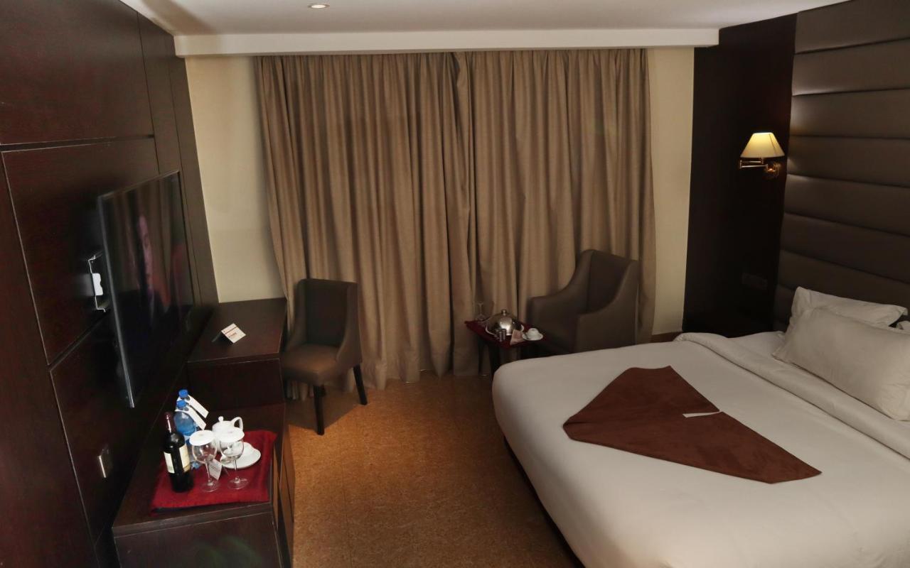 Monty Suites Calabar Exterior photo